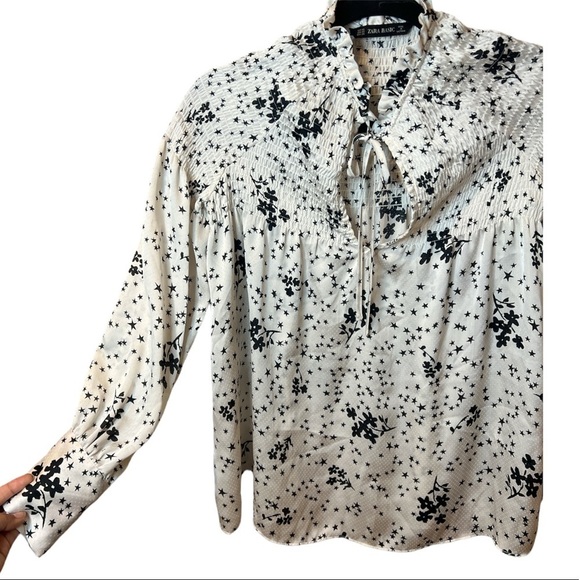 Zara Long Sleeve Blouse Size XS - Picture 2 of 4